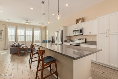 Oversized Island for eating & prep