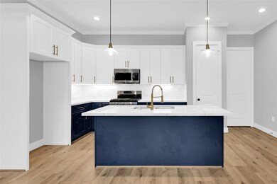 1538 Dewalt St, Houston, TX 77088 - photo 3