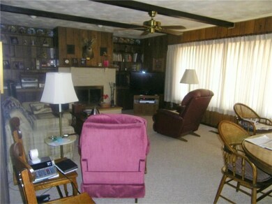 4035 40th St, Des Moines, IA 50310 - photo 5