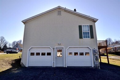 77 Country Way, Barre, VT 05641 - photo 2