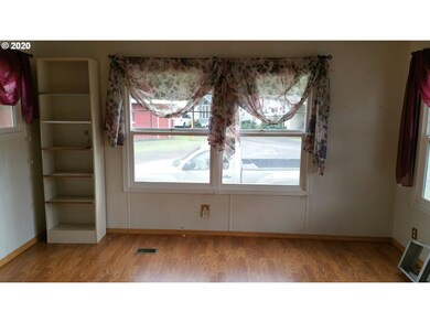 88875 Bayberry Ln unit SP14, Florence, OR 97439 - photo 3