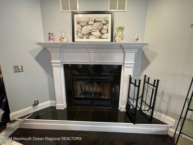 Fireplace & Mantel
