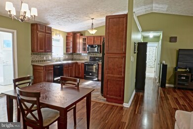 255 Holly Way, Colonial Beach, VA 22443 - photo 5