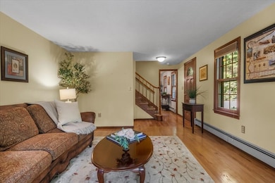 11 Hickory Ln, Walpole, MA 02081 - photo 4