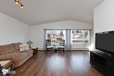 Living Room_MAX-69522-FULL