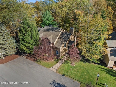 484 Spruce Dr, Tannersville, PA 18372 - photo 6