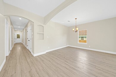 5419 Denmark St, Houston, TX 77028 - photo 5