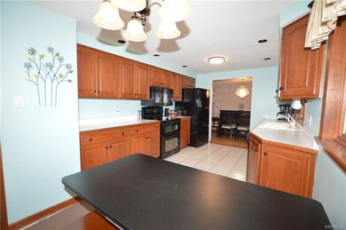 778 Meadow Dr, North Tonawanda, NY 14120 - photo 6
