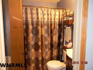 2025 Cheyenne Dr, Scottsbluff, NE 69361 - photo 7