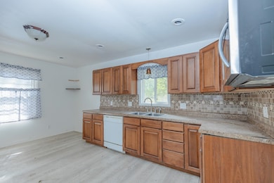 900 W 5th St, Spencer, IA 51301 - photo 7