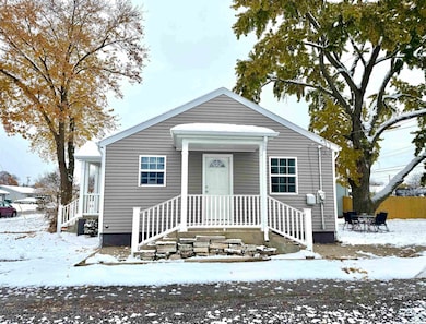 110 N Elder St, Mishawaka, IN 46544 - photo 3