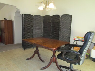 6-Dining Room
