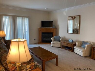 14 Ellis Ave unit 3, Saratoga Springs, NY 12866 - photo 3