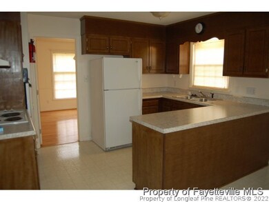 2333 Colgate Dr, Fayetteville, NC 28304 - photo 4