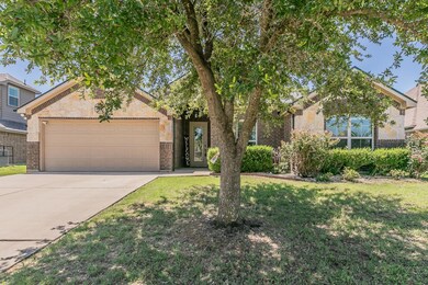 1169 Sapphire Ln, Joshua, TX 76058 - photo 3