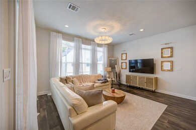 5719 White Magnolia St, Houston, TX 77091 - photo 6