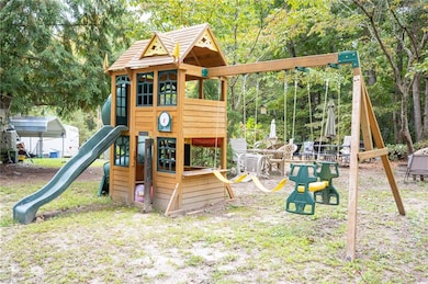 9809 Old Stage Rd, Toano, VA 23168 - photo 4