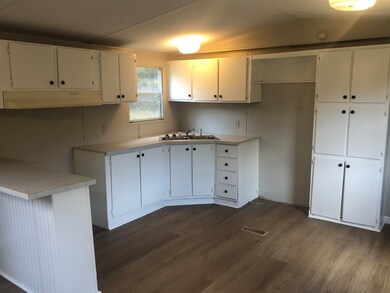 145 Avalon Ct, Spartanburg, SC 29301 - photo 7