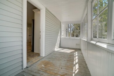 216 Fremont St, Manchester, NH 03103 - photo 4