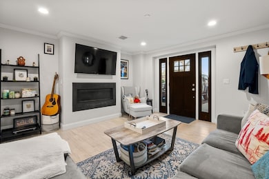 142 Pleasant St unit 12, Winthrop, MA 02152 - photo 4