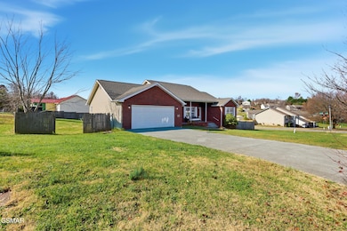 1660 Turtle Dove Trail, Sevierville, TN 37862 - photo 2