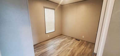 225 Sun Valley Dr, Tampa, FL 33613 - photo 7