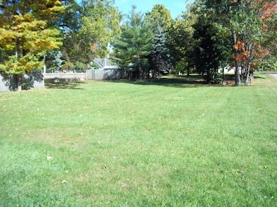 408 S Clay St, Sturgis, MI 49091 - photo 3