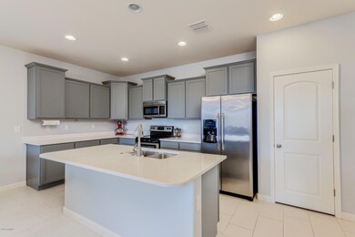 0017-Hillcrest - 1731 (17)