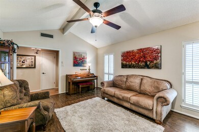 803 Shady Creek Ln, Bedford, TX 76021 - photo 7