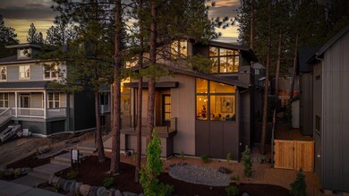 15-web-or-mls-Riley_Visuals_Twilight-15