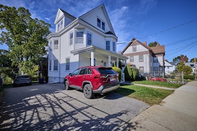 34 Greenleaf St unit 34, Malden, MA 02148 - photo 2