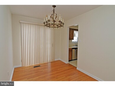 1747 W Chester Pike unit 31, Havertown, PA 19083 - photo 4