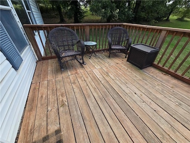 29454 W 335th St, Osawatomie, KS 66064 - photo 2