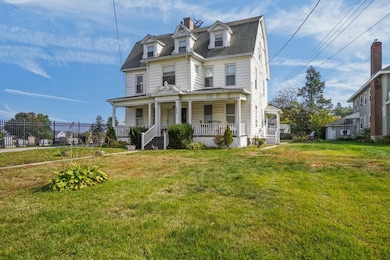 1678 Northampton St, Holyoke, MA 01040 - photo 4