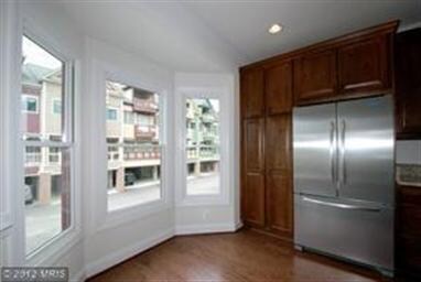 268 Gaslight Landing Ct unit 2, Occoquan, VA 22125 - photo 5