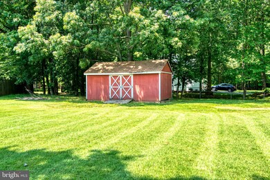 9270 Windsor Dr, La Plata, MD 20646 - photo 7