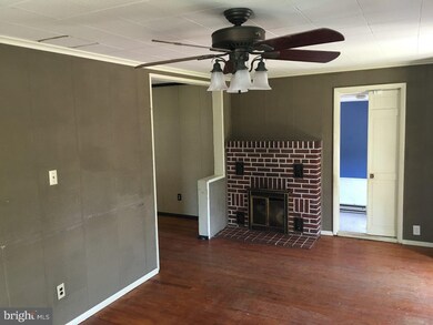 54 Broad St, Woodstown, NJ 08098 - photo 4