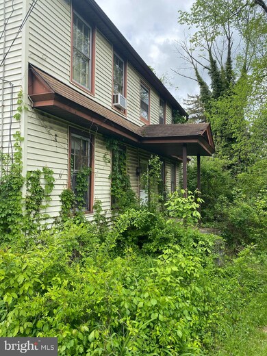 308 Egypt Rd, Norristown, PA 19403 - photo 4