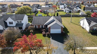 1443 Misty Oaks Dr, Findlay, OH 45840 - photo 6