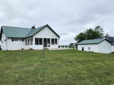 300 S Syracuse Webster Rd, Syracuse, IN 46567 - photo 5