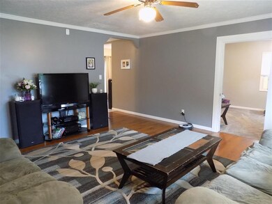 2425 Stark Ave, Elkhart, IN 46517 - photo 4