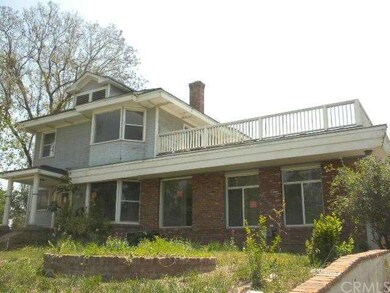 SIDE VIEW