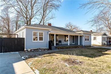 12 Roselawn Ct, Jeffersonville, IN 47130 - photo 2