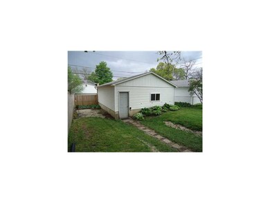 Garage.
