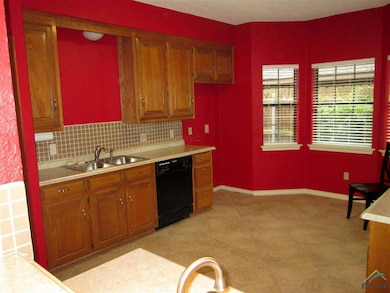 4910 Forestwood Blvd, Tyler, TX 75703 - photo 6