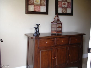 Detailed view of baseboards