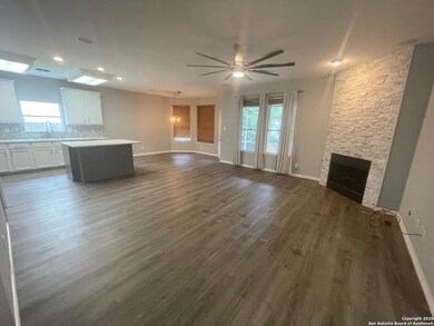 10430 Shire Country, San Antonio, TX 78254 - photo 7
