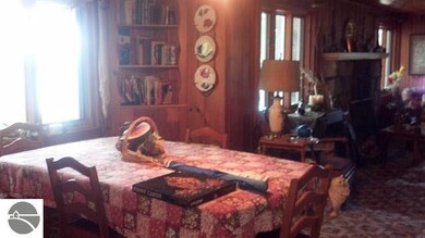 925 Crescent Ave, Au Gres, MI 48703 - photo 5