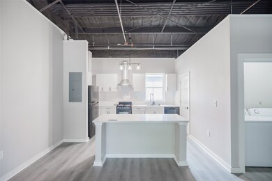 2612 Castle St unit B, Waller, TX 77484 - photo 5