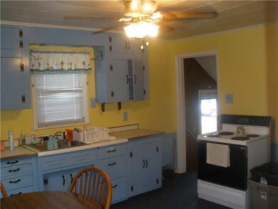 Kitchen. Appliances included.